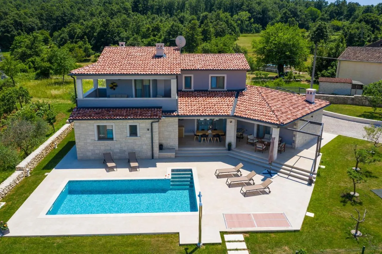 Amazing Design Villa Aeris With Private Pool, High Level Of Privacy - Wiibuk Sumber 0*,  Croatia