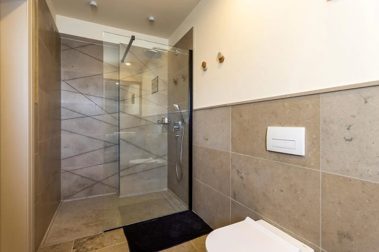 Amazing Design Villa Aeris With Private Pool, High Level Of Privacy - Wiibuk Sumber 0*,  Croatia