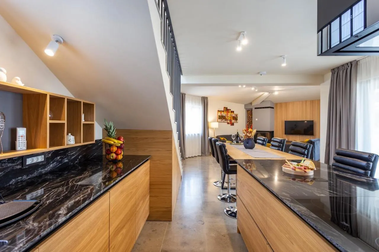 Amazing Design Villa Aeris With Private Pool, High Level Of Privacy - Wiibuk Sumber Croatia